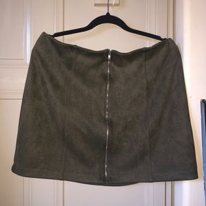 Suede forest green zip up skirt